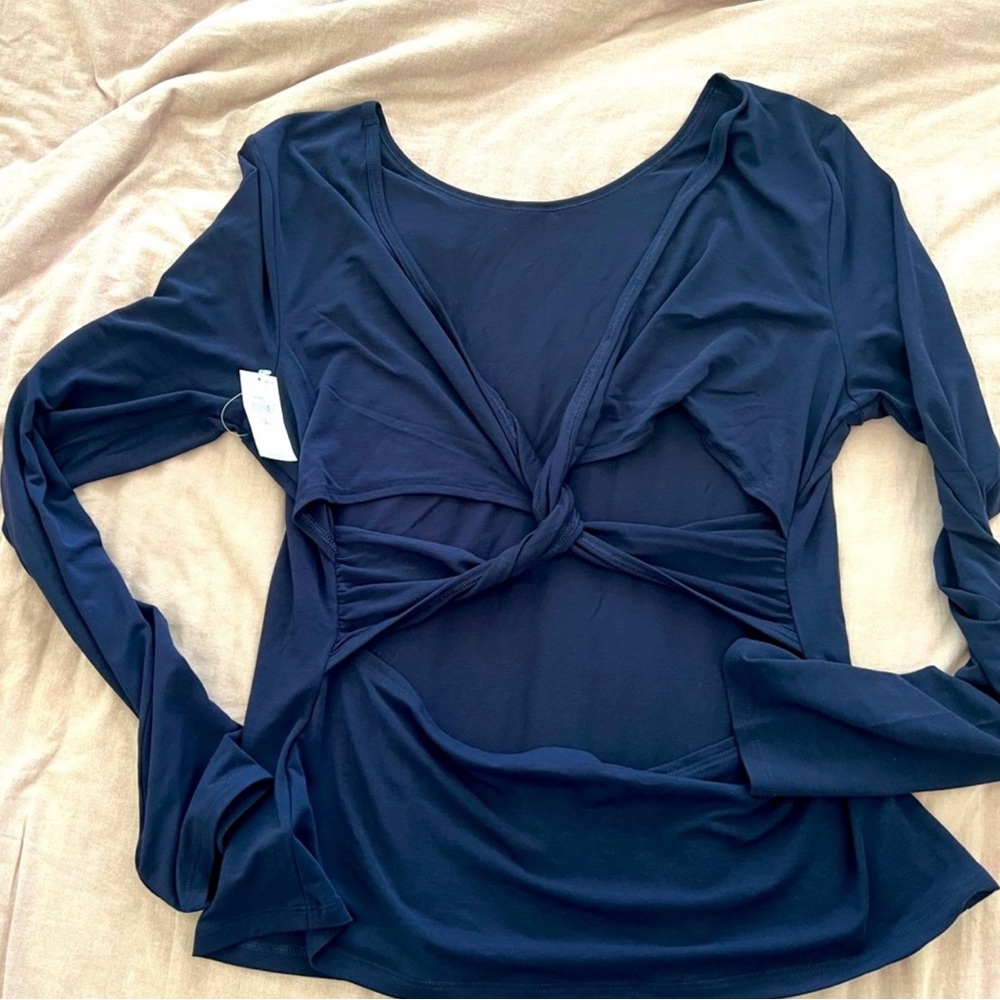 New GAP navy blue long sleeve top